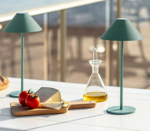 Lámpara de Mesa LED Portátil para Exterior Kivuli con Batería USB Recargable