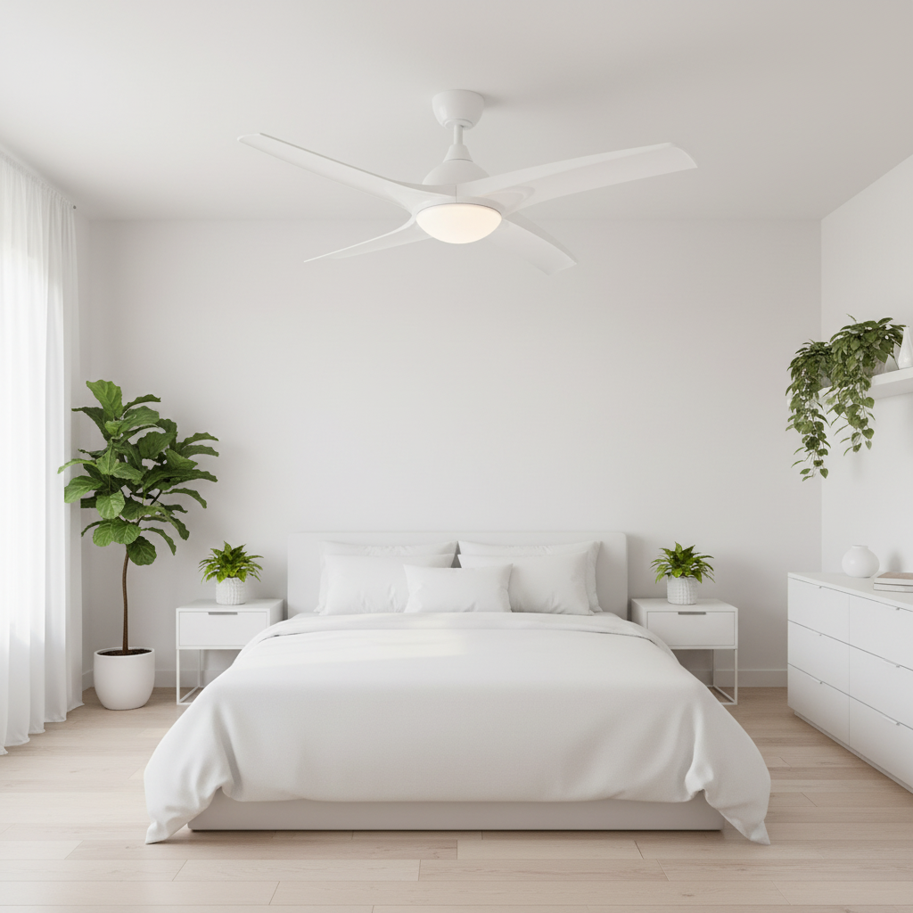Ventilador de Techo LED Ivara instalado en dormitorio minimalista todo blanco